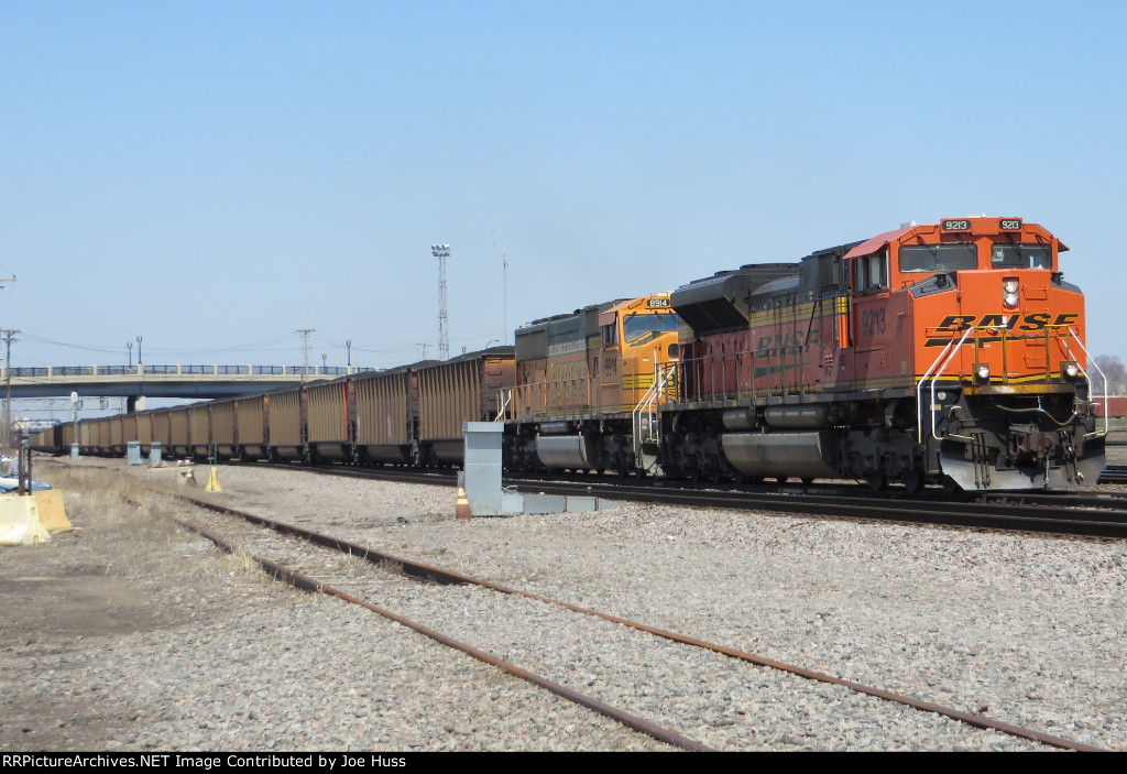 BNSF 9213 East